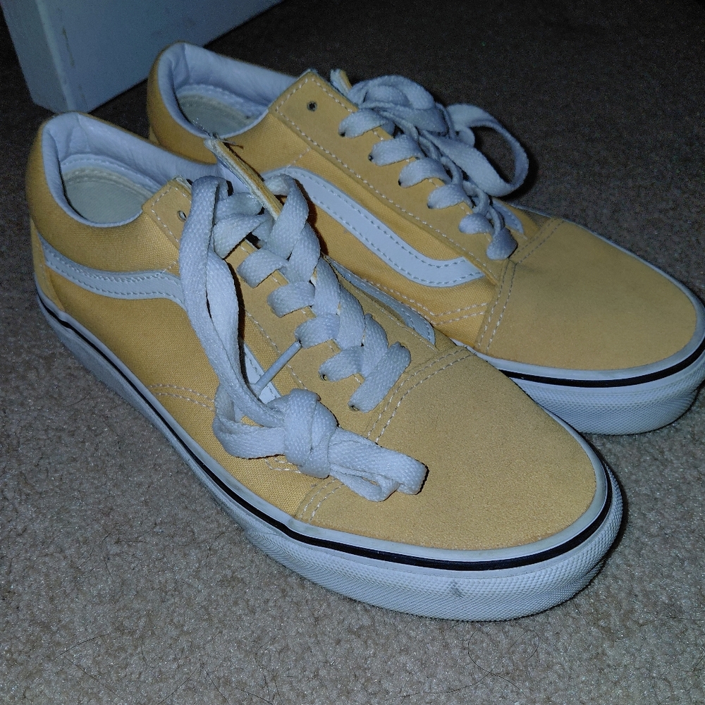 Vans Yellow and White Low-Top Skate Sneakers
